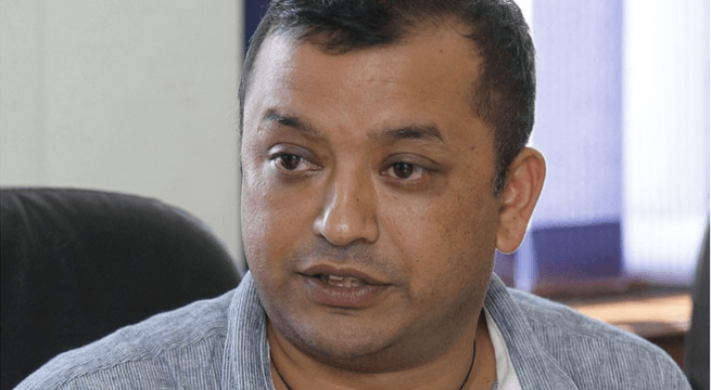 भक्तपुरस्थित अपरेसन थिएटरको स्वास्थ्य मन्त्री गगन थापाद्वारा उद्घाटन