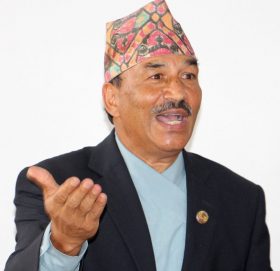 गणतन्त्रवादीहरु राजसंस्था संग नझस्क, प्रजातन्त्रवादीहरु राजसंस्था पक्षधरहरु संग नचस्क : कमल थापा