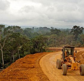 उत्तरदक्षिण लोकमार्गका लागि तीन अर्ब