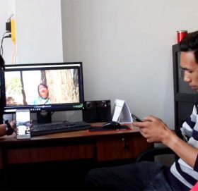 गायिका मिना राईको डिम्पल मायालु सार्बजानिक भिडियो सहित