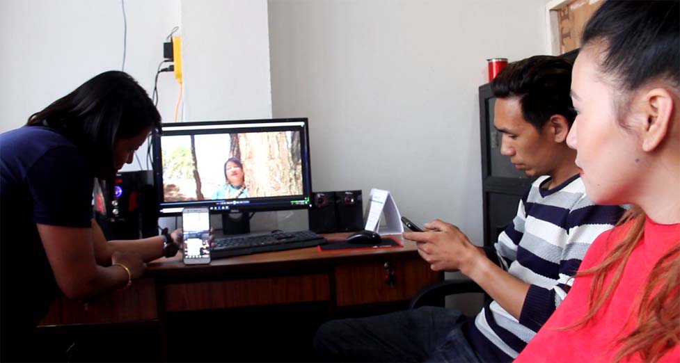 गायिका मिना राईको डिम्पल मायालु सार्बजानिक भिडियो सहित