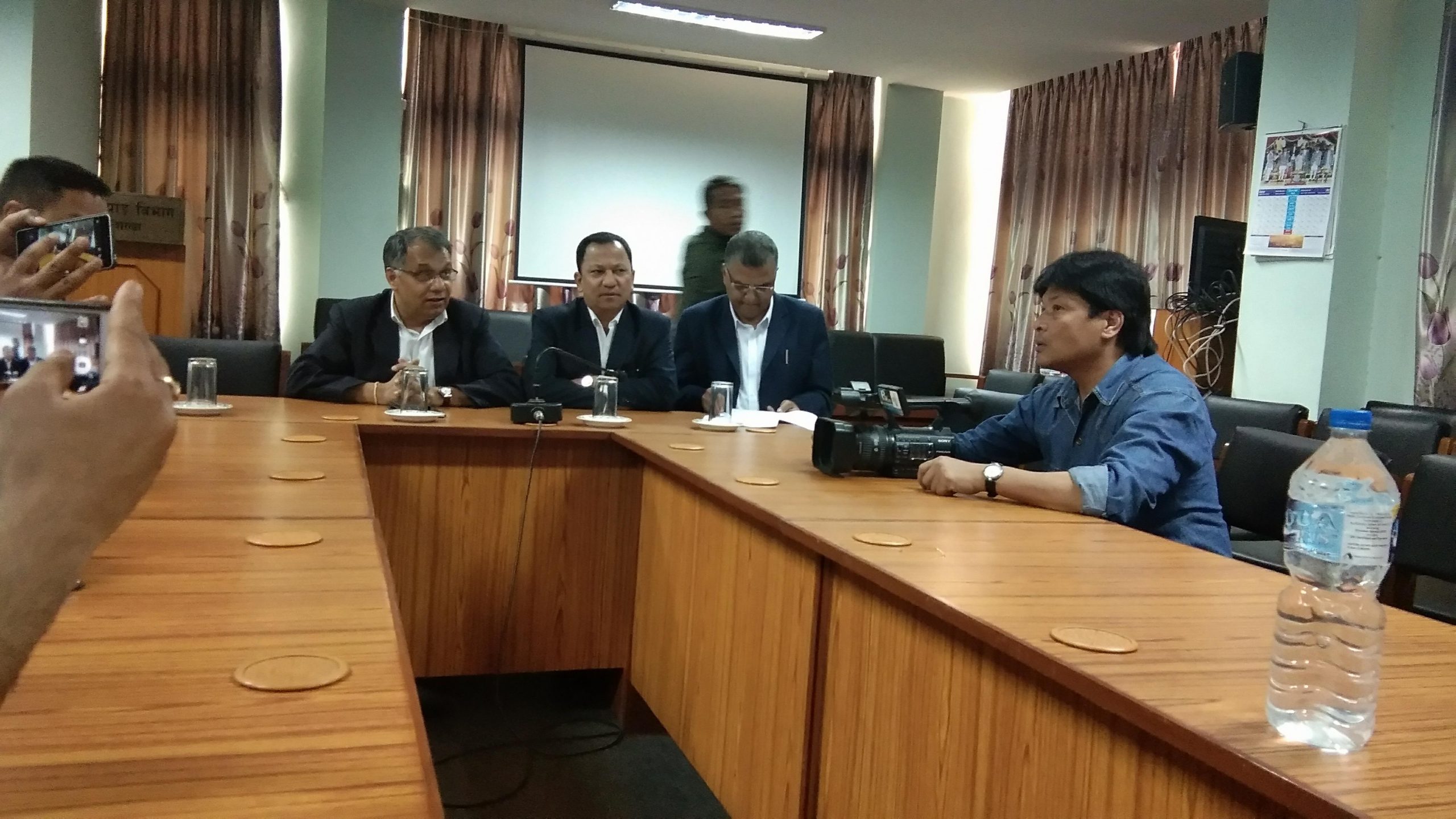 प्रतिव्यक्ति आय बढ्यो, वार्षिक आम्दानीरु १ लाख ३ हजार ३ सय ३५ रुपैयाँ पुगेको छ ।