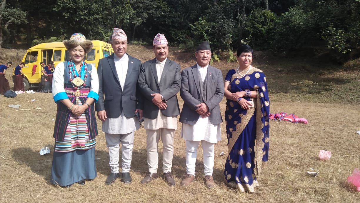 ‘सोलुखुम्बु आउनु है हजुर’ गीतको छायाङकन सम्पन्न (फोटो फिचर)