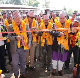 थुलुङ दुधकोशी गाउँपालिकाको नवनिर्मित भवनको उद्घाटन ।