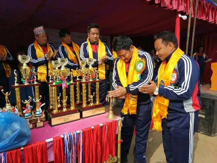 अध्यक्ष रनिङशिल्डको भब्याताका साथ उद्घाटन