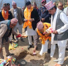 बृद्ध भत्ता पाँच हजार बनाउछौ: रक्षामन्त्री पोखरेल