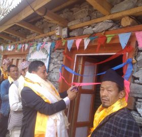 माप्य दुधकोशीमा एकै दिन चार सडक उद्घाटन, दुई भवन शिलान्यास (फोटो फिचर)