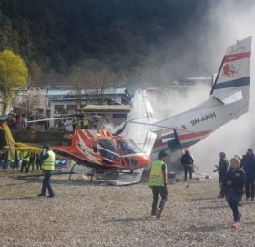 लुक्लामा क्षतिग्रस्त हेलिकोप्टर झुण्ड्याएर काठामाण्डौ लगियो