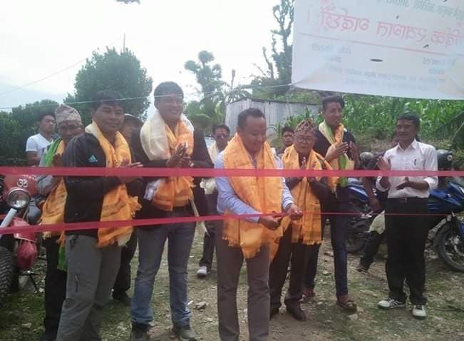 थुलुङ दुधकोशी गाउँपालिकामा एकै दिन दुई उद्घाटन