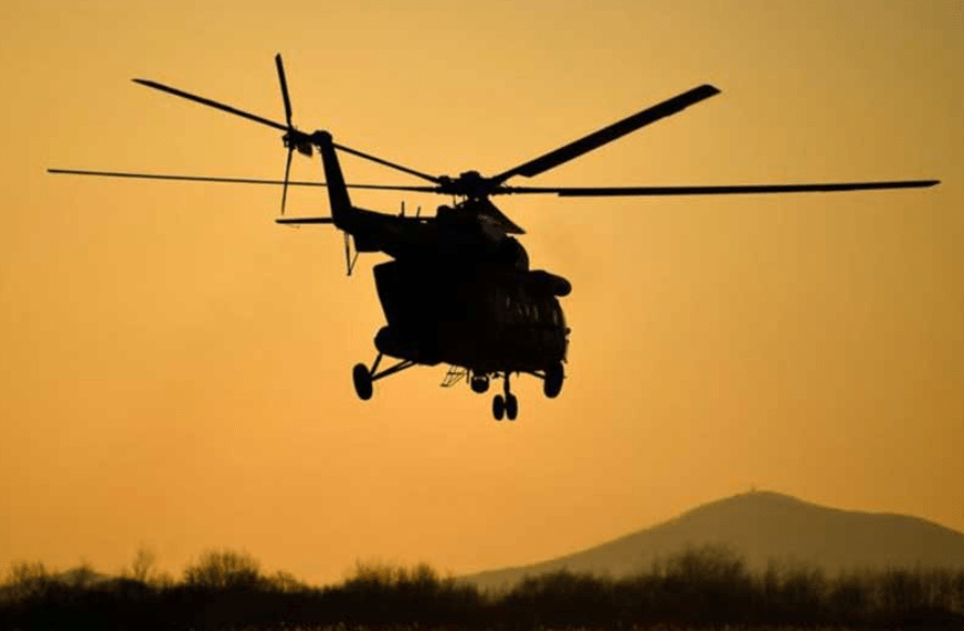 बाजुरा जीप दुर्घटनामा परि घाइते भएकाहरुलाई हेलिकप्टरबाट उद्धार