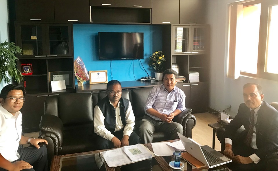 फाप्लु विमानस्थलको समस्या समाधानका लागि मेयर शेर्पाको पहल