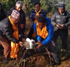 खरिखोला मगर समाजको सामुदायिक भवनको सिलन्यास