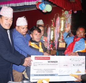 तेश्रो मदन भण्डारी स्मृति भलिबल प्रतियोगिताको उपाधी सोलुखुम्बु र सुनसरी लाई