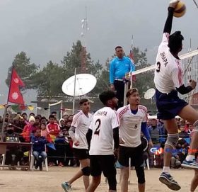 तेश्रो मदन भण्डारी स्मृति भलिबल प्रतियोगिताको फाइनलमा सोलुखुम्बु र सुनसरी