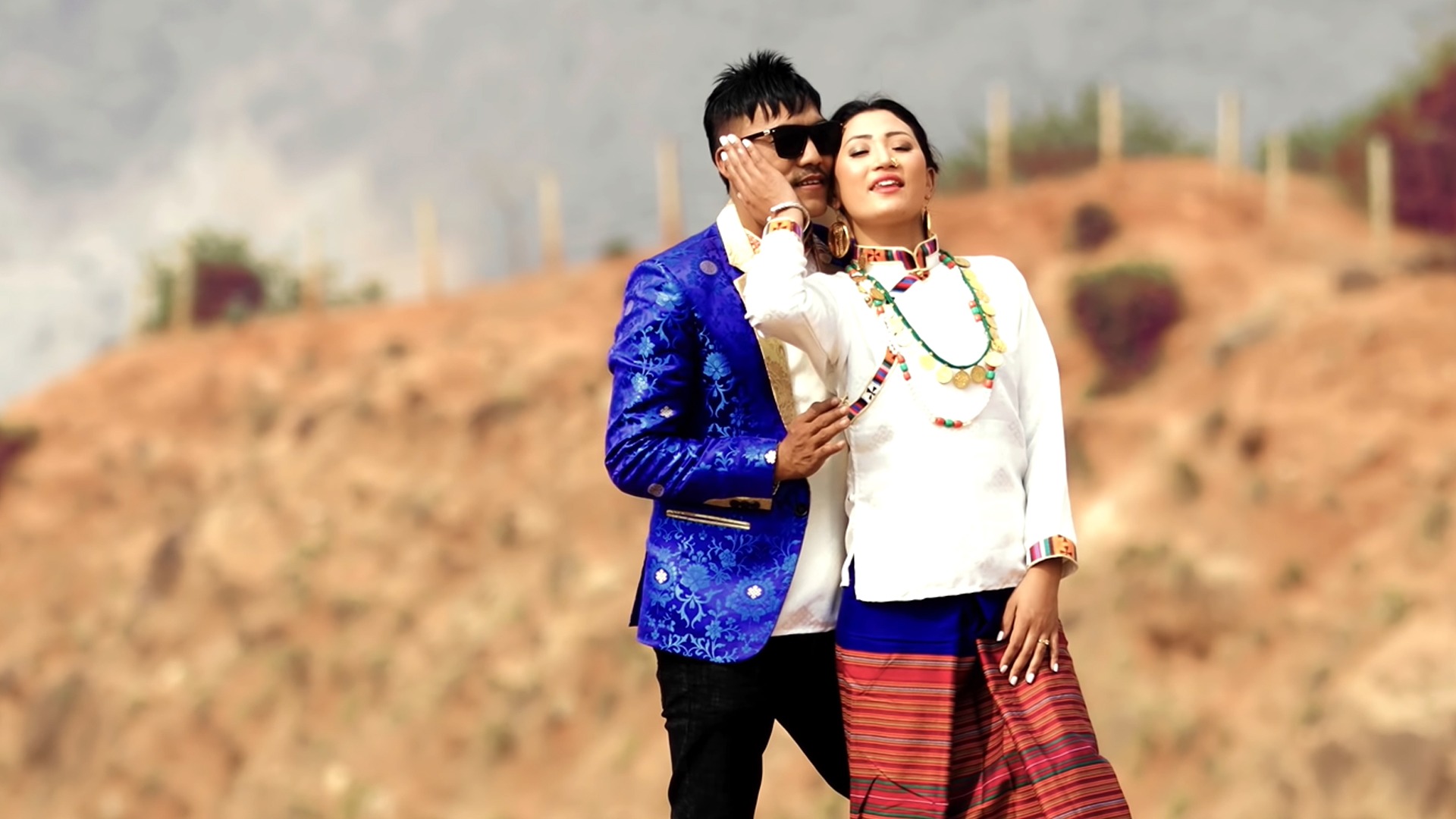 ह्वाम्ला मायासे खिला मायासे नामक अमीर दोङको आफ्नै कथा समेटिएको म्युजिक भिडियो सार्वजनिक