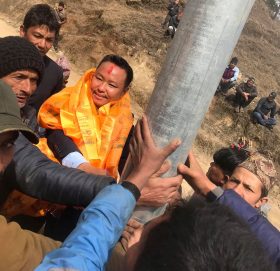 थुलुङ दुधकोशीमा ग्रामिण विद्युतिकरणको काम सुरु