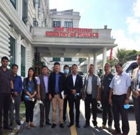 सोलुखुम्बुका सांसद राइर्कको नेतृत्वमा अर्थ तथा सञ्चारमन्त्रि खतिवडासंग भेट