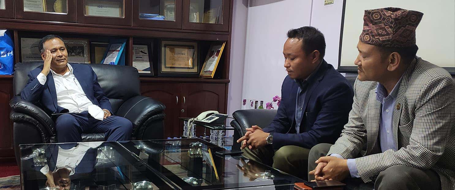 दुई वर्षभित्र सोलुखुम्बुलाई अध्यारो मुक्त बनाउन सांसद राईको पहल