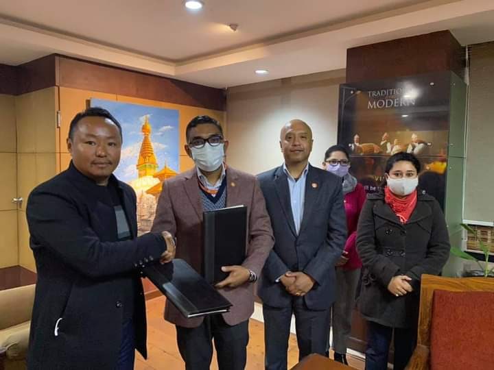 सहुलियतपूर्ण कर्जा सम्बन्धमा थुलुङ दूधकोशी र लक्ष्मी बैंकबीच समझदारी