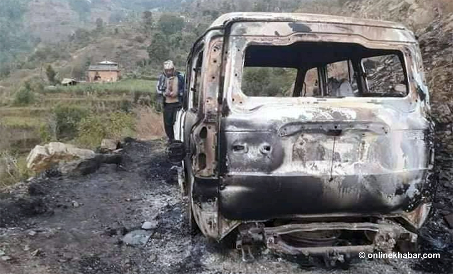 प्रदेश सभाको अर्थ तथा प्राकृतिक स्रोत समितिका अध्यक्ष सिंह चढेको गाडीमा आगजनी