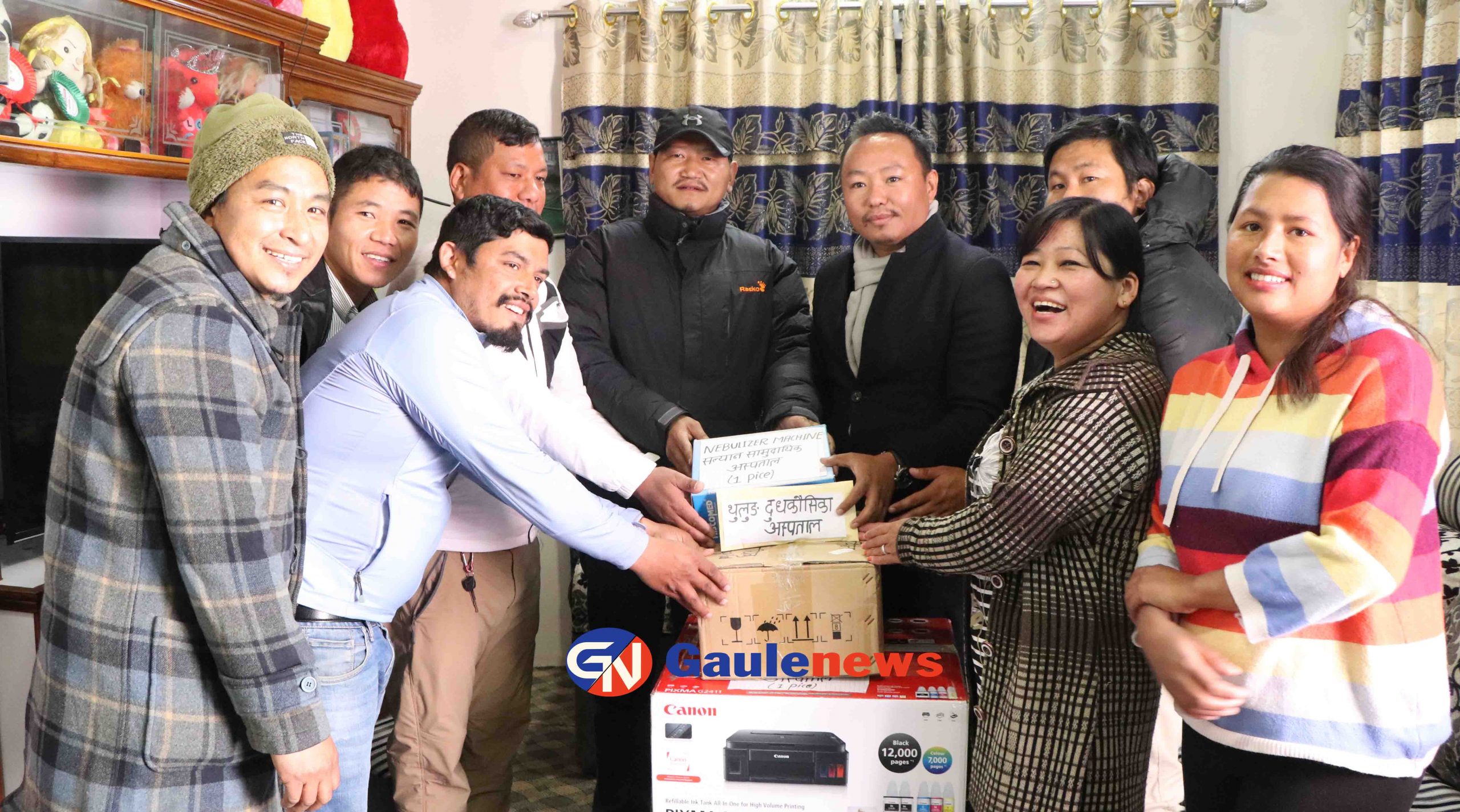 सोलुखुम्बु सेवा समाज दक्षिण कोरीया द्धारा स्वास्थ्य सामग्रि वितरण