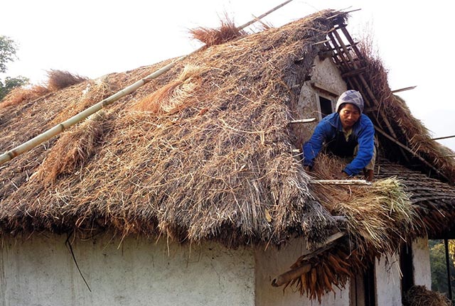 खरको छानोमुक्त जिल्ला बनाउने अभियान प्रारम्भ