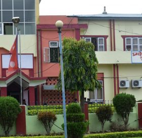 सत्ता पक्षकै सांसदको अवरोधले प्रदेश एकको बैठक स्थगित