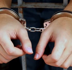 नक्कली नोटसहित दुई भारतीय पक्राउ