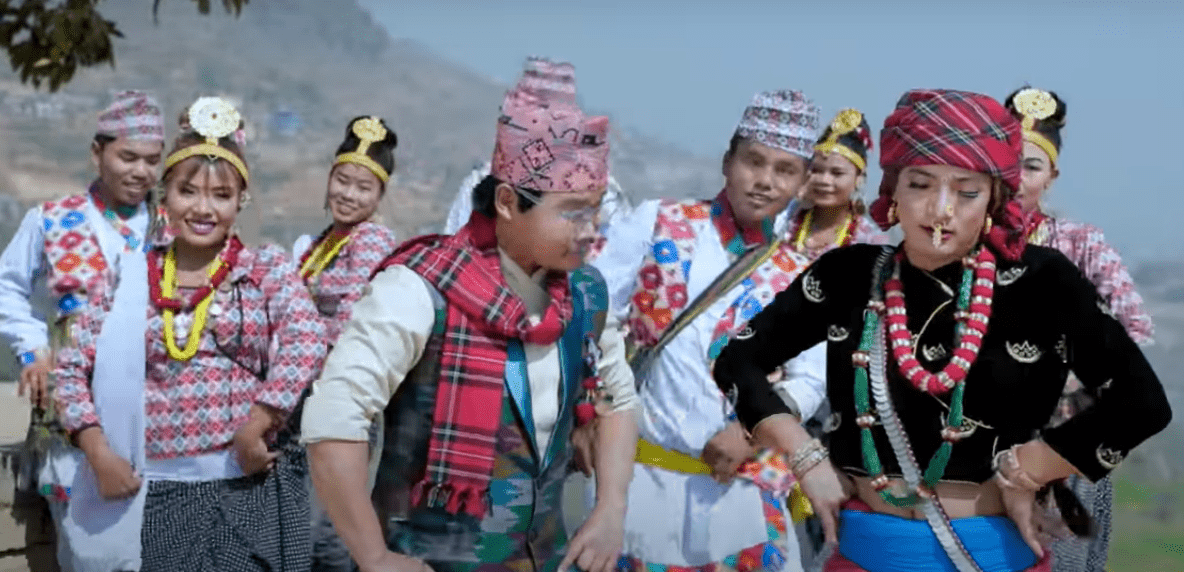 तारा राईको सेवा आलाङ ओनोइ सार्वजानिक (भिडियो सहित)