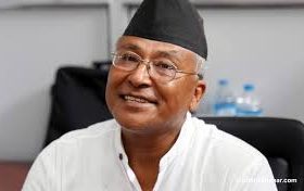 कसैले माग्दैमा राजीनामा दिनुपर्छ भन्ने छैन  शिक्षामन्त्री श्रेष्ठ