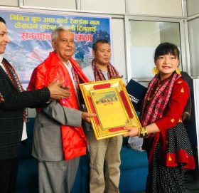 कीर्तिमानी बाल कलाकार रायल राई “साहसी कला सम्मान २०७८” द्वारा सम्मान