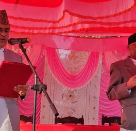 ३ न प्रदेशमा नवनियुक्त मुख्यमन्त्री र मन्त्रीहरुले लिए शपथ
