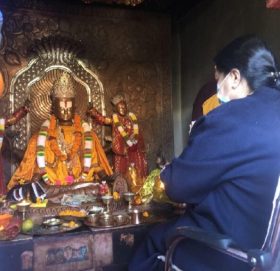 राष्ट्रपति भण्डारीबाट मुक्तिनाथमा पूजाअर्चना