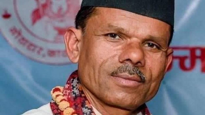 ओलीका लागि मरिमेट्ने विशाल भट्टराई नै परेनन् केन्द्रीय सदस्यमा