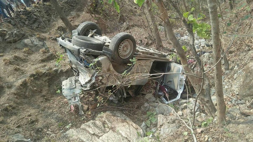 ओखलढुंगामा जिप दुर्घटना हुदा ४ जनाको मृत्यु