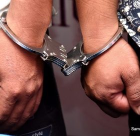 तिब्बतीयनलाई नागरिकता दिलाउन सहयोग गरेको आरोपमा सोलुका ४ पक्राउ