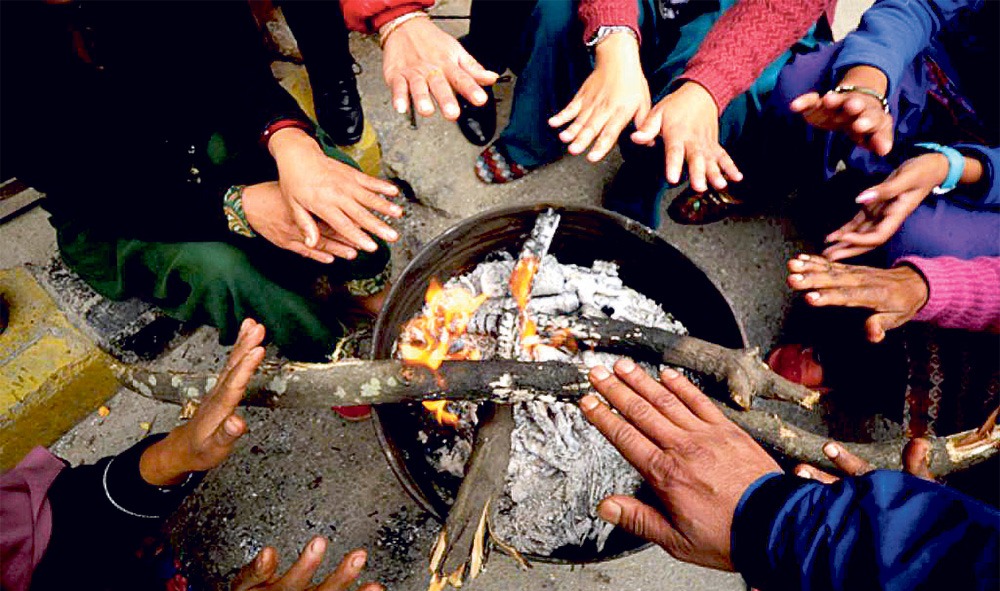 अत्यधिक चिसो बढेपछि जनजीवन प्रभावित