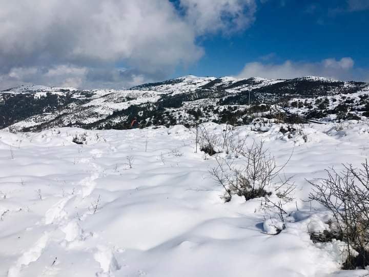 सोलुखुम्बु सदरमुकाम सहितका क्षेत्रमा भारी हिमपात, जनजीवन प्रभावित
