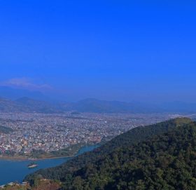 कोरोनाले पर्यटन व्यवसाय खस्कँदै