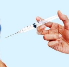 बालबालिकालाई विद्यालयमै टाइफाइडविरुद्धको खोप