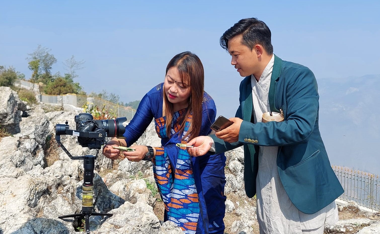 गायिका मिना राइको तुवाचुङ सार्वजनिक