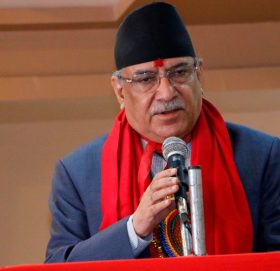 सरकार ढाल्न विभिन्न षड्यन्त्र जारी छः प्रधानमन्त्री