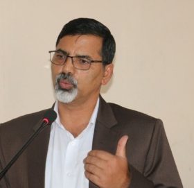 अर्थमन्त्री शर्माले दिए राजीनामा