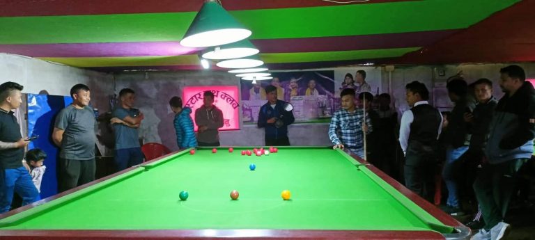 सोलुखुम्बुमा जिल्लास्तरीय पहिलो पटक स्नूकर प्रतियोगिता
