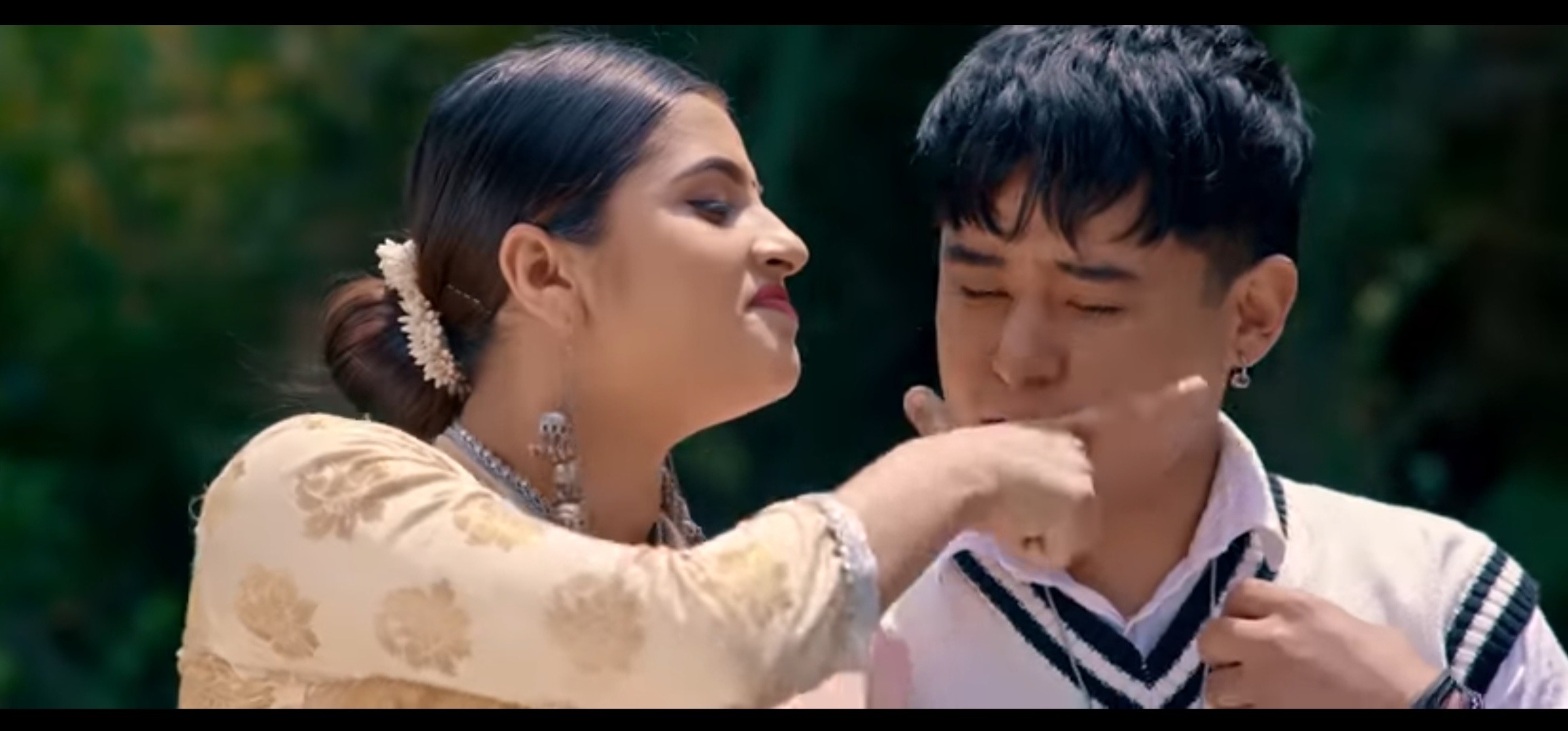 दुर्लभ जन्तरेको बनमारा सार्वजनिक (भिडियो सहित)