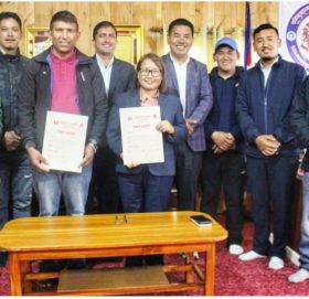 नगरपालिकाले थाल्यो विकासे काम, गर्‍यो पहिलो योजना सम्झौता