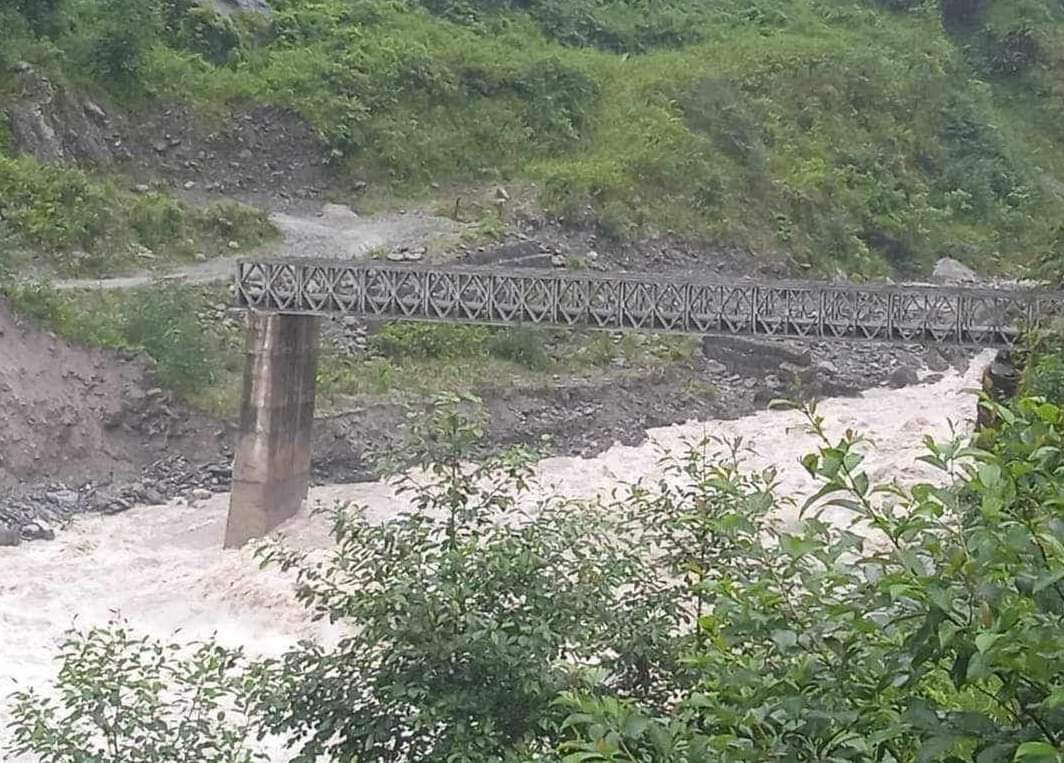 कोशीपारिका गाउँपालिका सदरमुकाम र राजधानीसँग सडक सम्पर्क विच्छेद