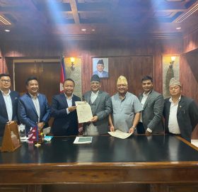 दिप्लीघाट बेलिबृज तत्काल पुनः निर्माण गर्न प्रधानमन्त्री प्रचण्डको निर्देशन