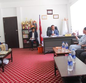 खानेतेलमा आत्मनिर्भर बन्न थुलुङ दुधकोशीले बीउ वितरण देखि मिल स्थापना सम्म गर्ने