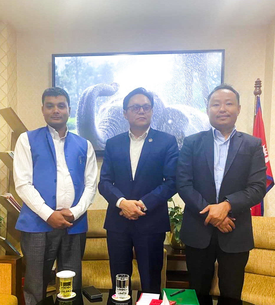 खुम्बु क्षेत्रका समस्या समाधानमा मन्त्री किराँतीको चासो